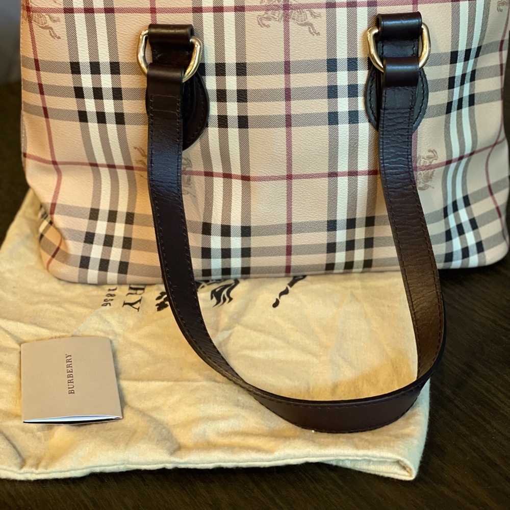 Authentic Burberry Haymarket Check Medium Regent Tote. Used twice. No damages - Picture 1 of 10